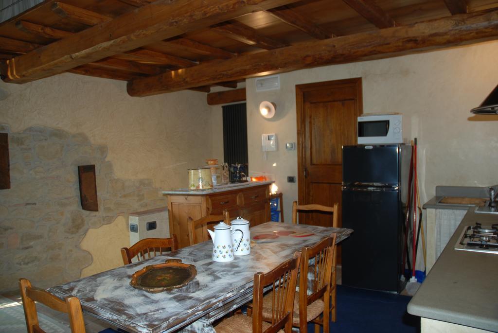 Podere Le Buche Pelago Exterior photo